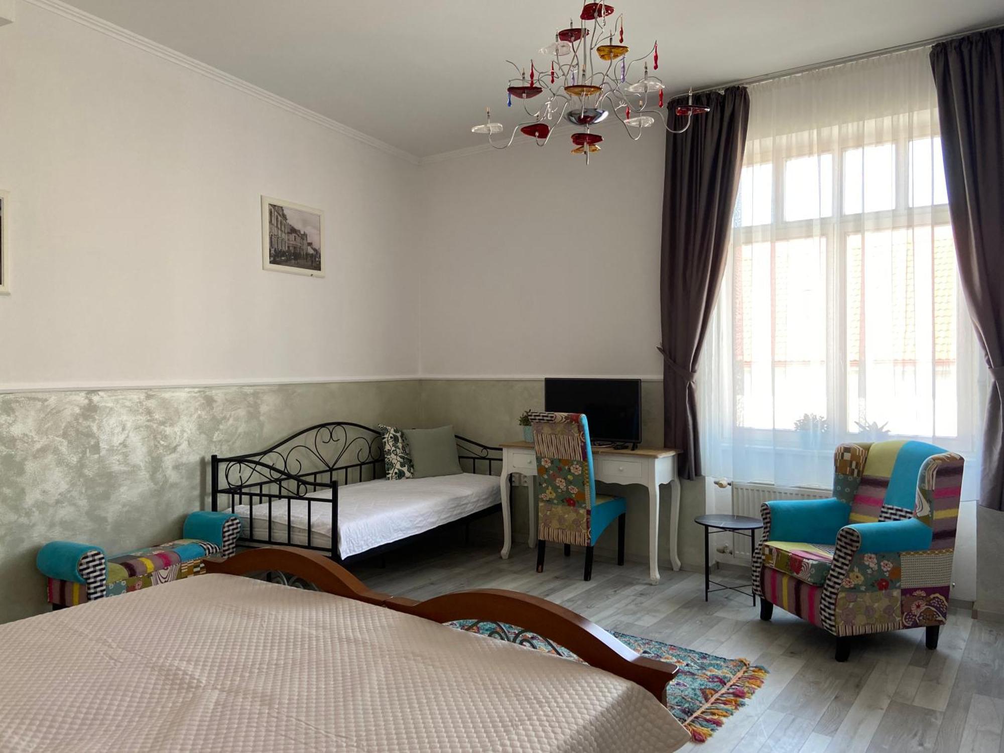 Penzion Bihari Dunajská Streda Exterior foto
